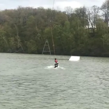 La Forestiere アパート